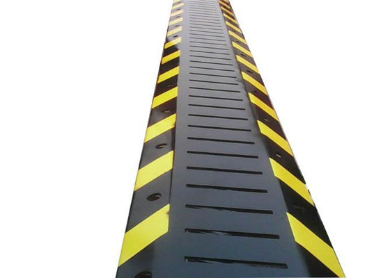 IP67 Q235 Çelik geri çekilebilir lastik öldürücü, araç kontrolü için 40T yükleme ve 2 saniyelik kaldırma süresi ile