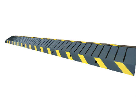 Araç kontrolü için 40T yükleme kapasitesi ile geri çekilebilir IP67 Q235 Çelik lastik öldürücü